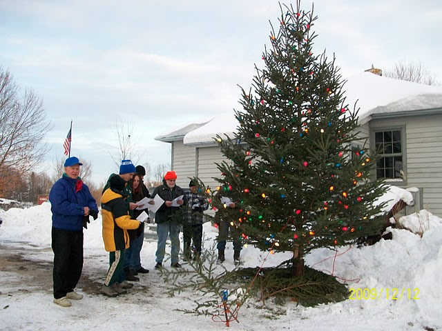 https://www.dundeemill.org/pictures/2009/4 grouptree09.jpg